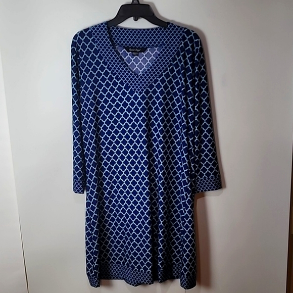 Charlie Paige Tunic V-neck Midi Dress - Picture 8 of 14